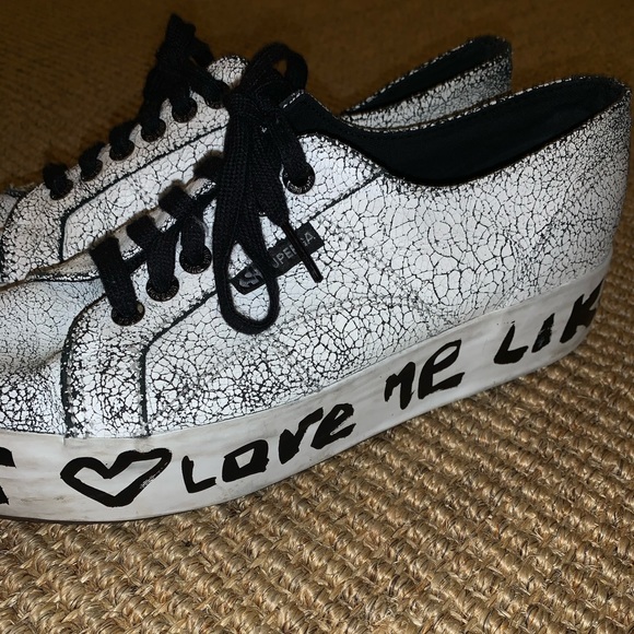 Supergas - Picture 2 of 4